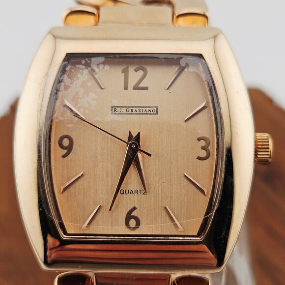 R.J. Graziano Women's Gold Tone Chunky Chain Statement Watch Bold Gaudy RJG-122 - Picture 2 of 7